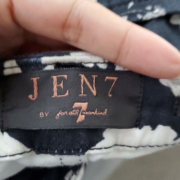 Jen7 by for all 7 mankind black and white floral pants - Picture 4 of 14